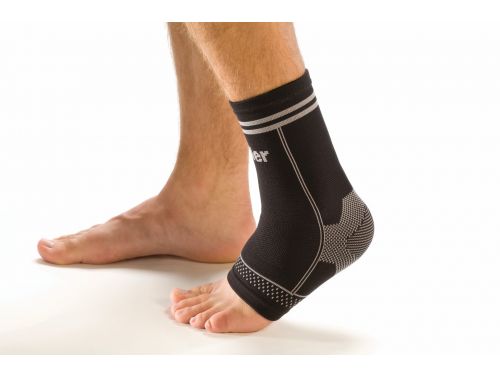 MUELLER 4 WAY STRETCH ANKLE