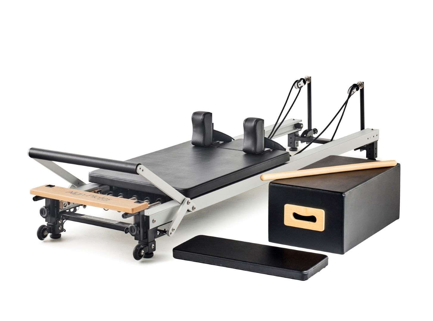 ALIGN PILATES PREMIUM LOW LEG REFORMER BUNDLE  photo