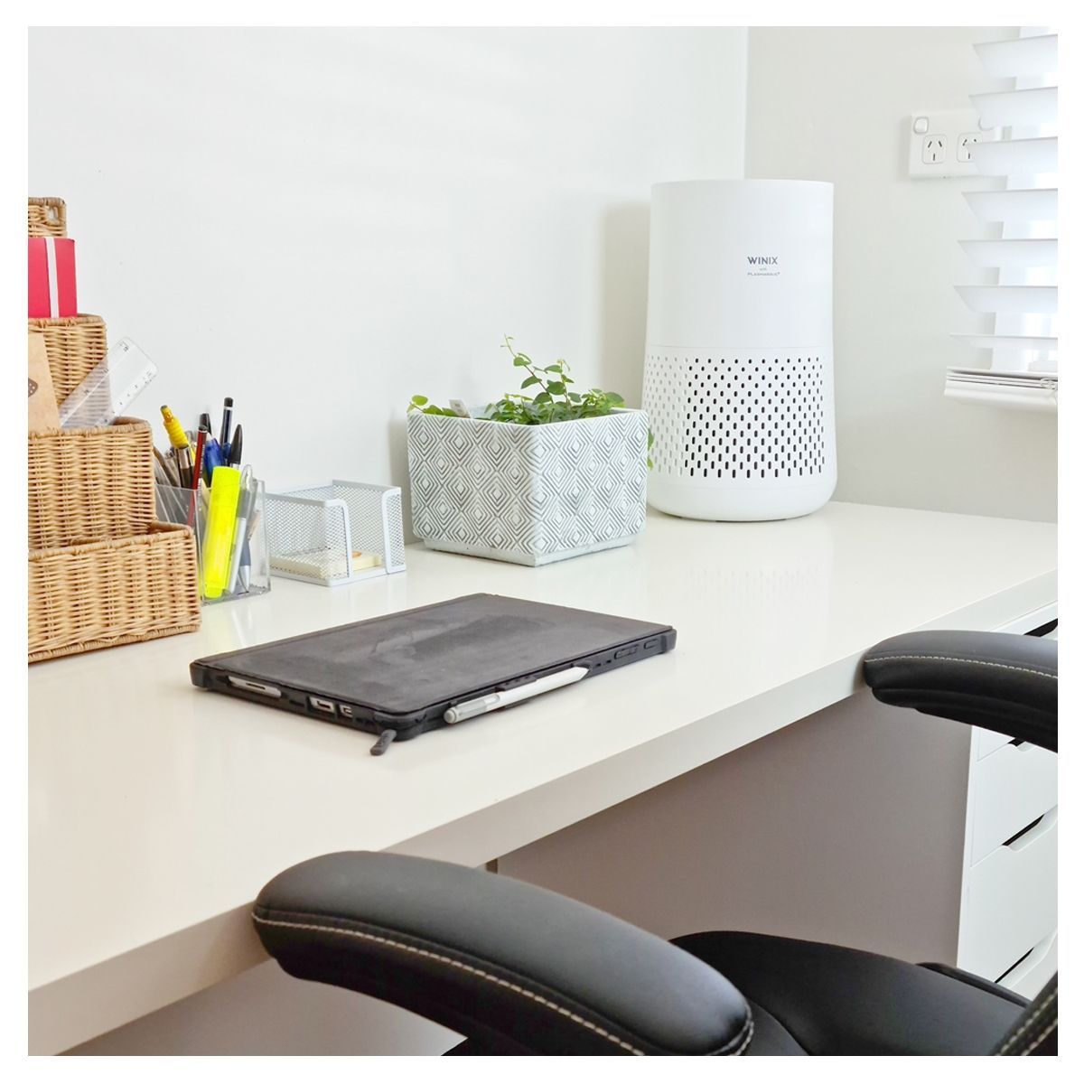 WINIX COMPACT 4 STAGE AIR PURIFIER photo