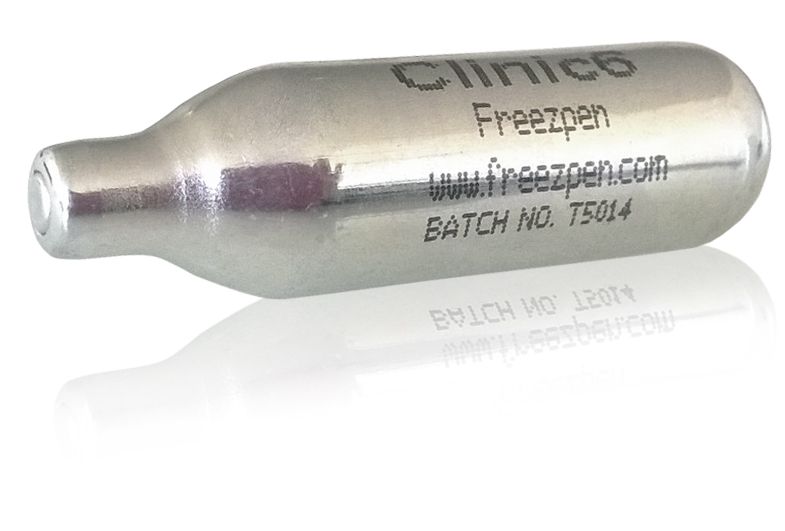 FREEZPEN 8G / WITH 2 APPLICATORS AND CARRY CASE photo