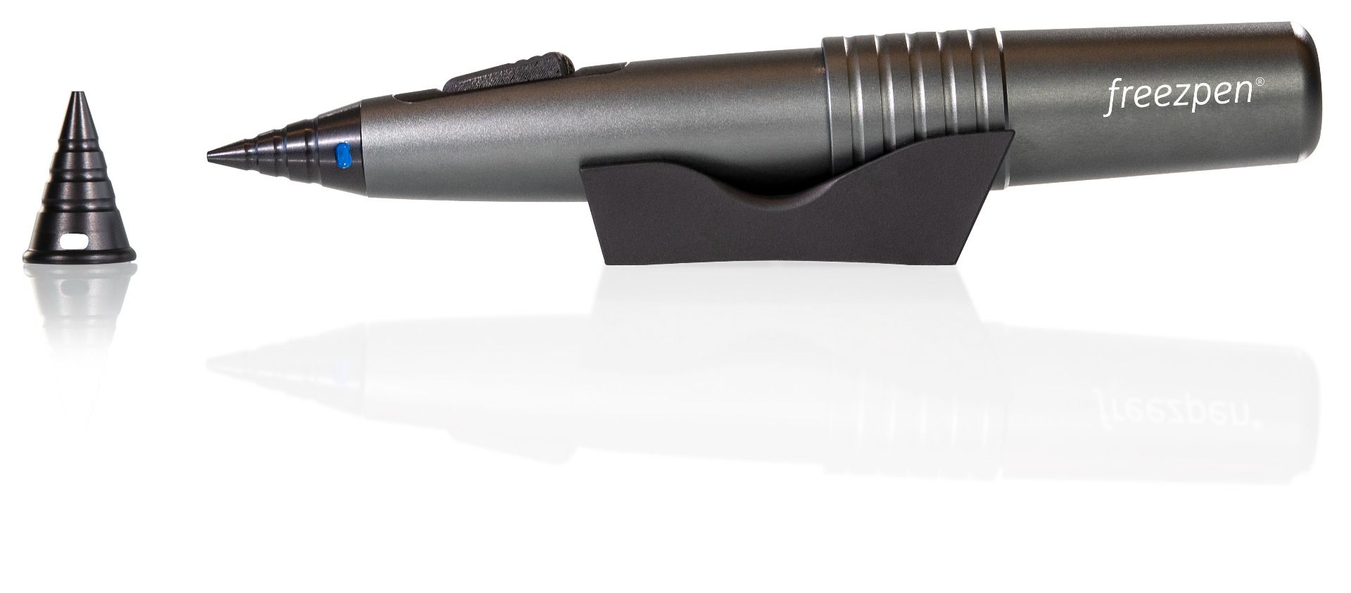 FREEZPEN 8G / WITH 2 APPLICATORS AND CARRY CASE photo