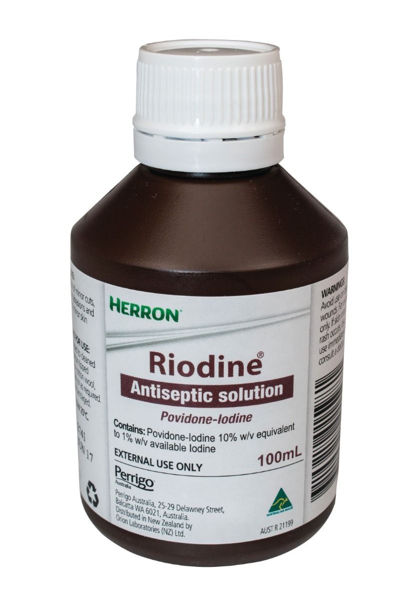 PERRIGO RIODINE POVIDONE IODINE ANTISEPTIC SOLUTIONS 10% / 100ML BOTTLE photo