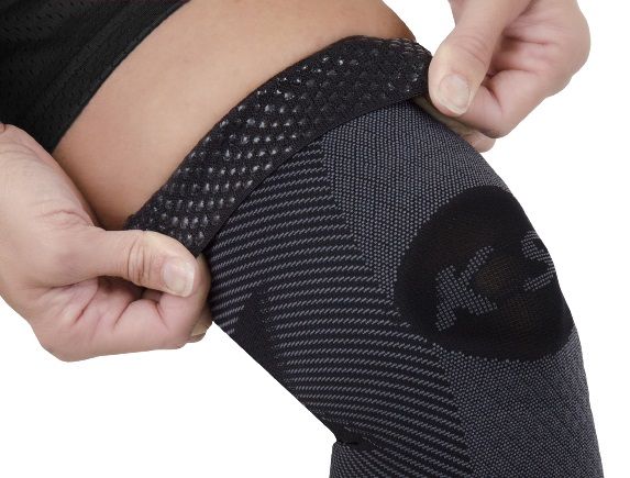 OS1 KNEE SLEEVE / BLACK photo