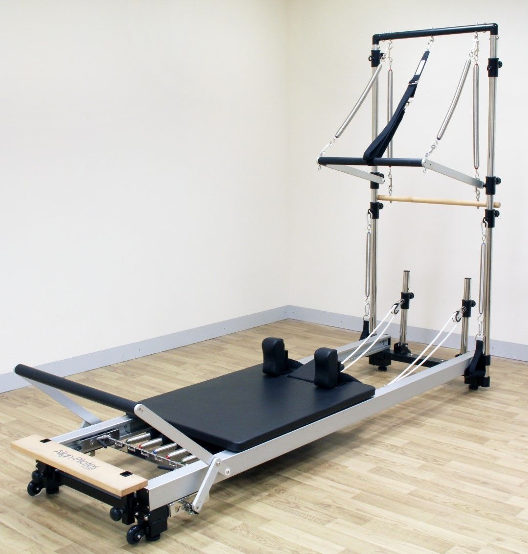 ALIGN PILATES ALUMINIUM REFORMER WITH TRAPEZE photo