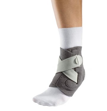 MUELLER ADJUST TO FIT ANKLE STABILISER / UNIVERSAL